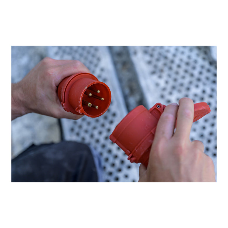 CEE Verlängerungsleitung IP44 10m schwarz H07RN-F 5G4,0 5-polig