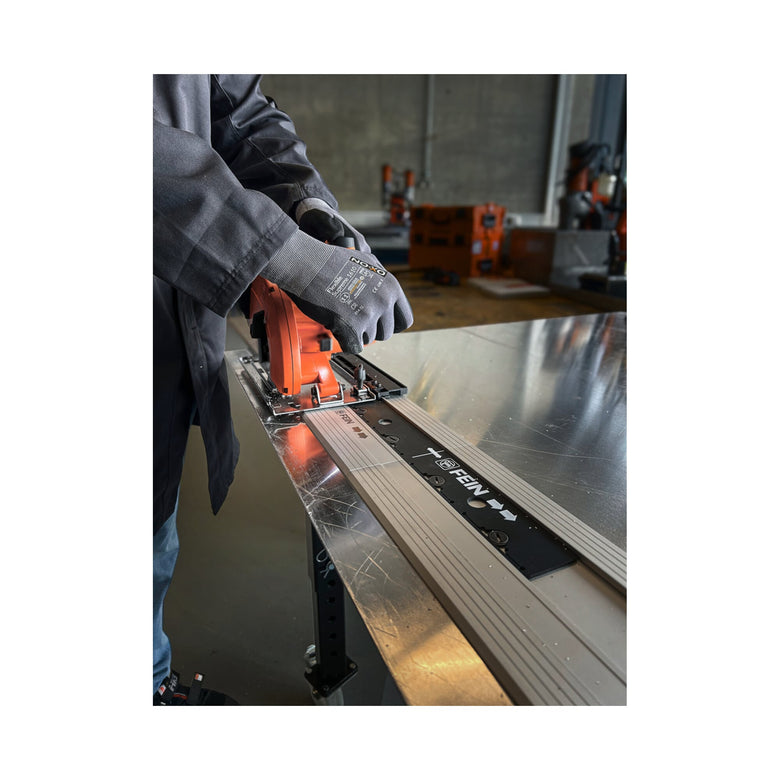 Fein Kompakte Akku-Handkreissäge für Metall, F-IRON Cut 57 AS Set 2 x 8 Ah