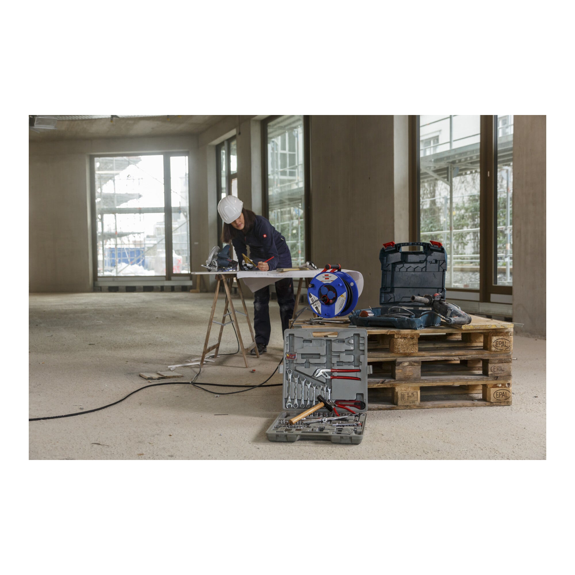 Garant IP44 Gewerbe-/Baustellen-Kabeltrommel 25m H07RN-F 3G2,5