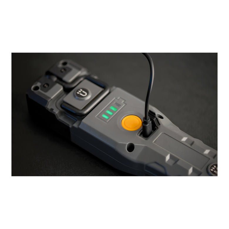 LED Akku-Handleuchte HL 1000 A, IP54, 1000+200lm