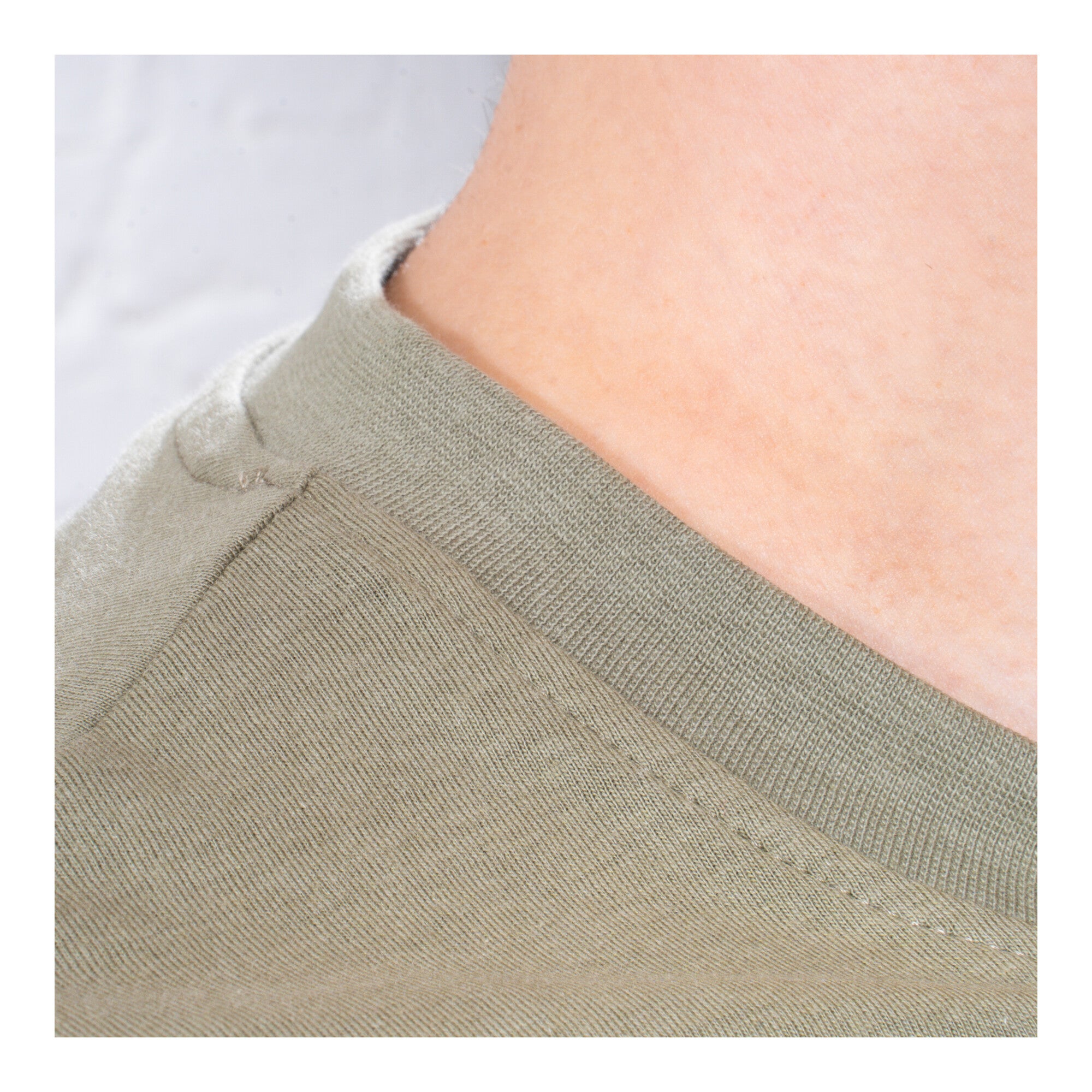 STIER T-Shirt embro essential organic cotton L olive