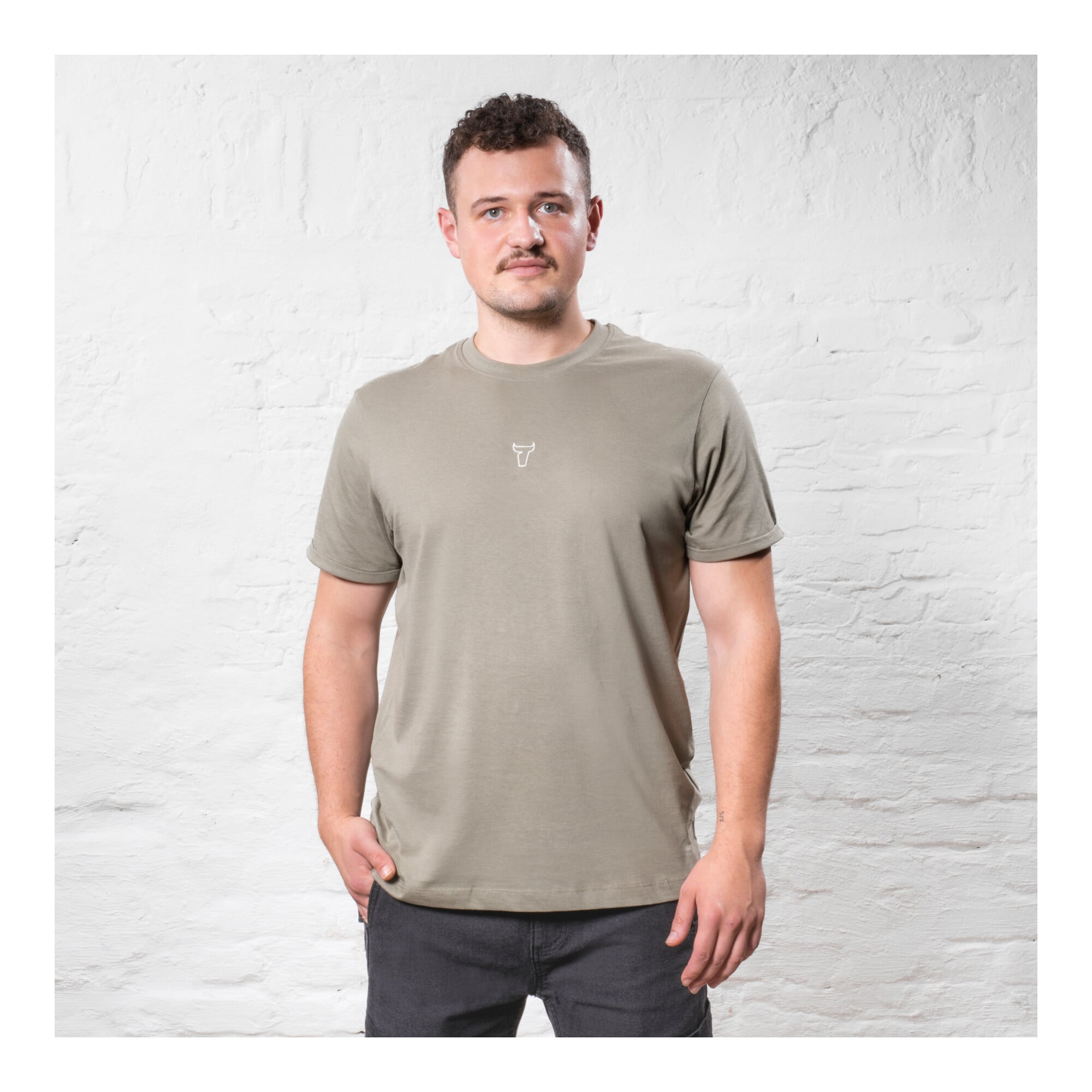 STIER T-Shirt embro essential organic cotton S olive